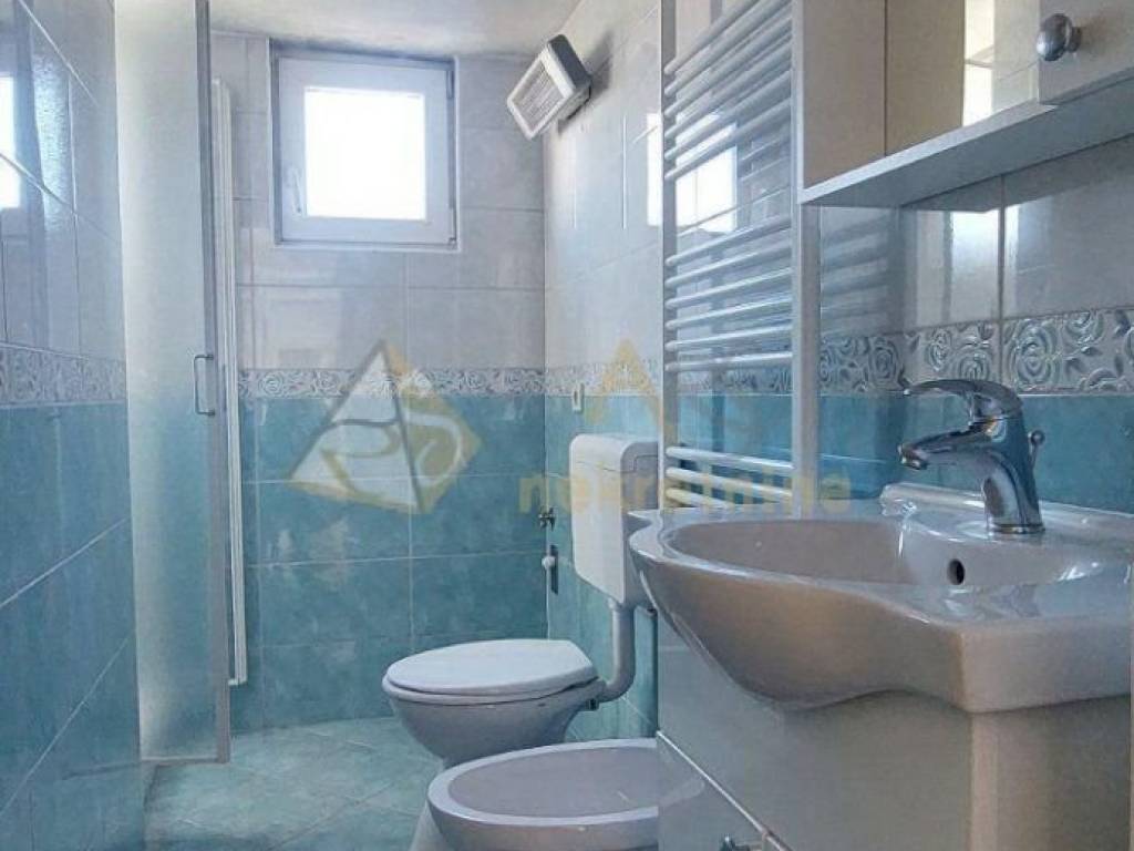 Kamena kuca, Prodaja, Pican, Pican