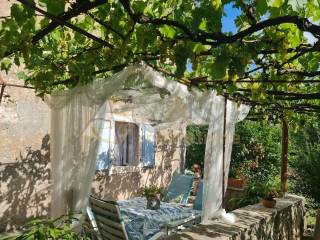 Kamena kuca, Prodaja, Labin, Labin