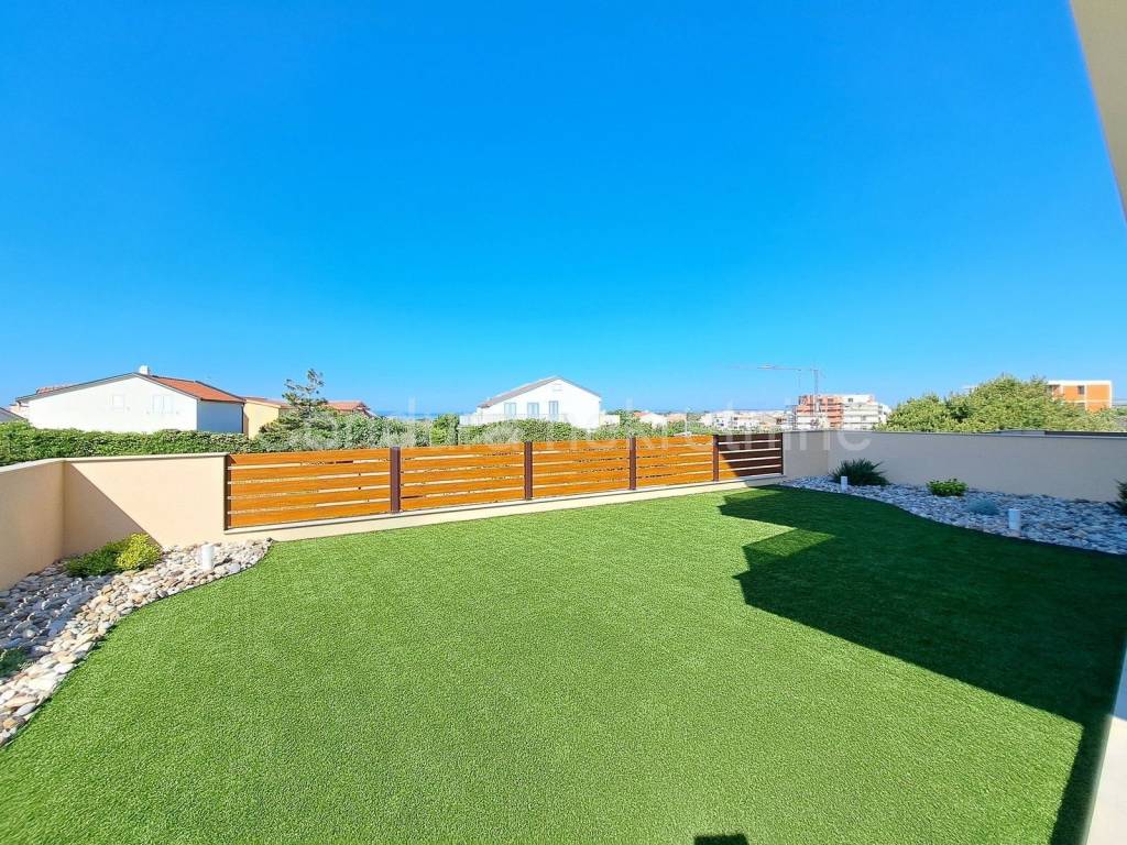 Flat in a new building, Sale, Povljana, Povljana