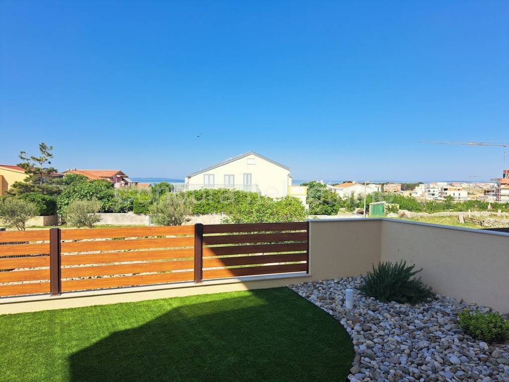 Flat in a new building, Sale, Povljana, Povljana