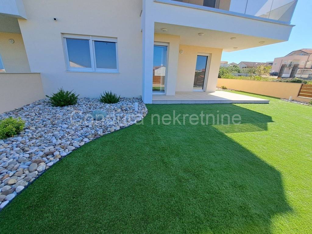 Flat in a new building, Sale, Povljana, Povljana