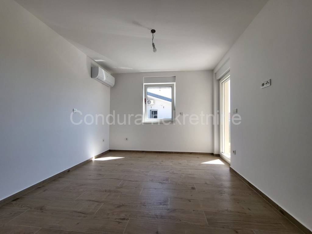 Apartment by the sea, Sale, Povljana, Povljana