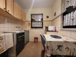 House with apartments, Sale, Nin, Nin