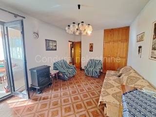 House with apartments, Sale, Nin, Nin