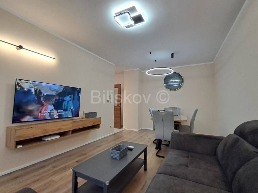 Flat in a building, Rent, Split, Split