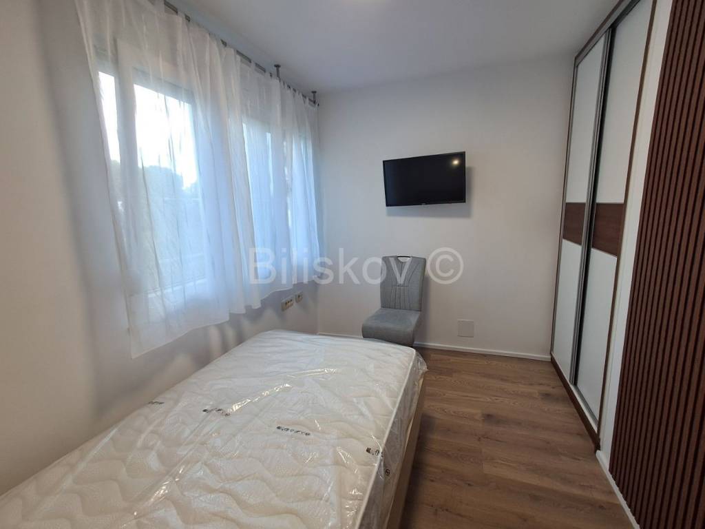 Flat in a building, Rent, Split, Split