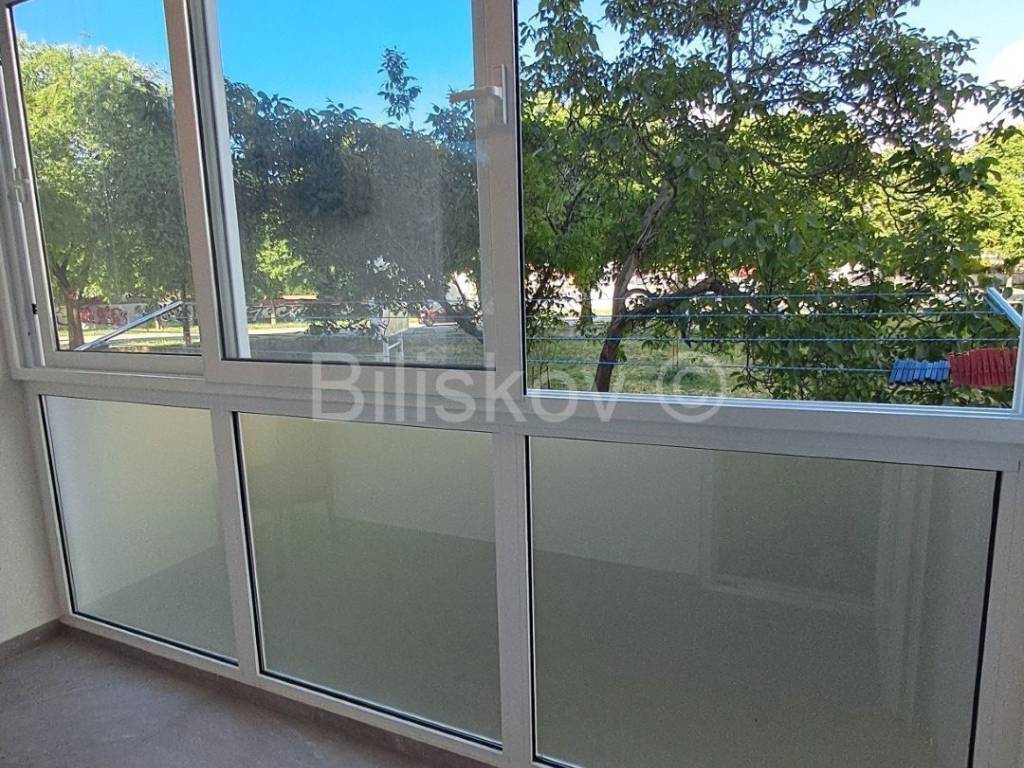 Flat in a building, Rent, Split, Split