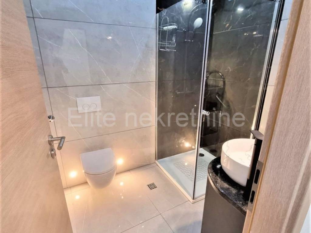 Flat in a building, Sale, Rijeka, Centar
