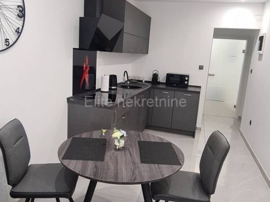 Flat in a building, Sale, Rijeka, Centar