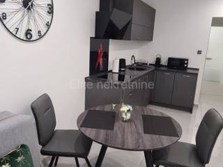 Flat in a building, Sale, Rijeka, Centar