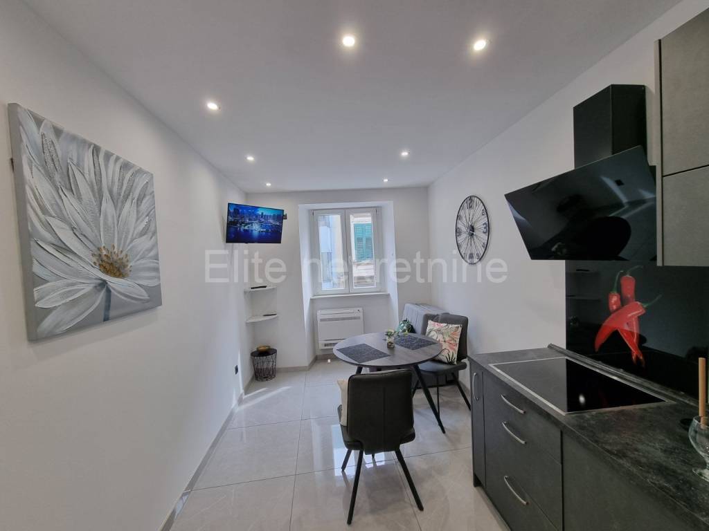 Flat in a building, Sale, Rijeka, Centar