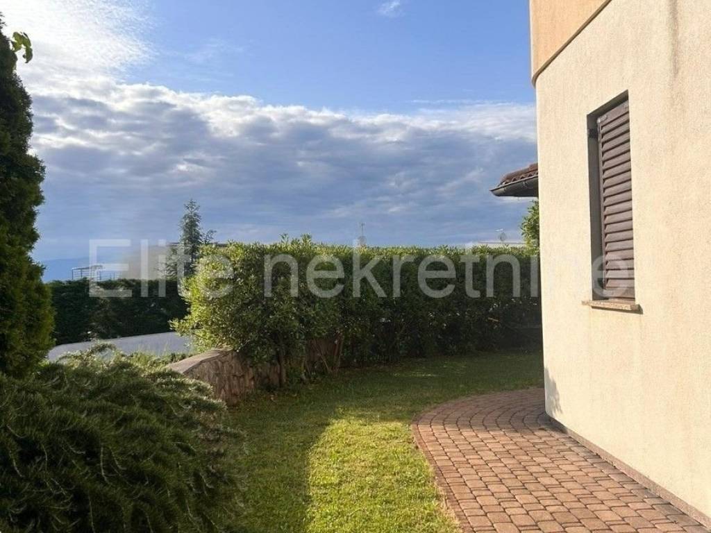Flat in a house, Sale, Malinska-dubašnica, Malinska