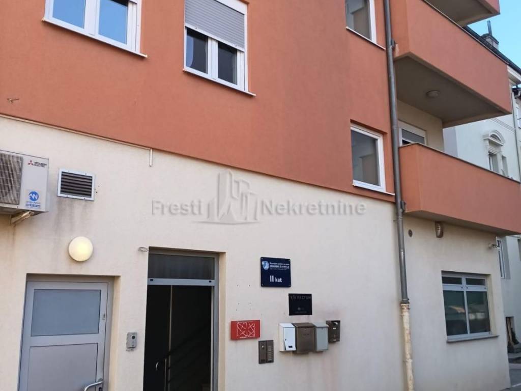 Flat in a building, Sale, Zadar, Zadar