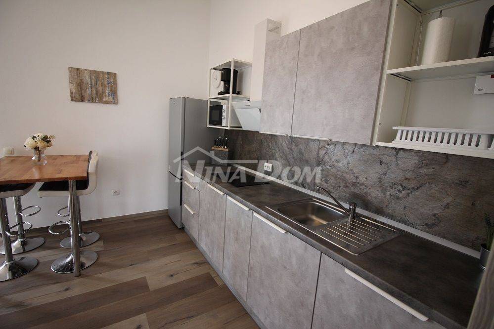 House with apartments, Sale, Vir, Vir