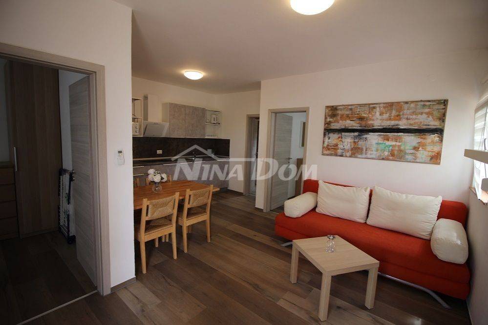 House with apartments, Sale, Vir, Vir