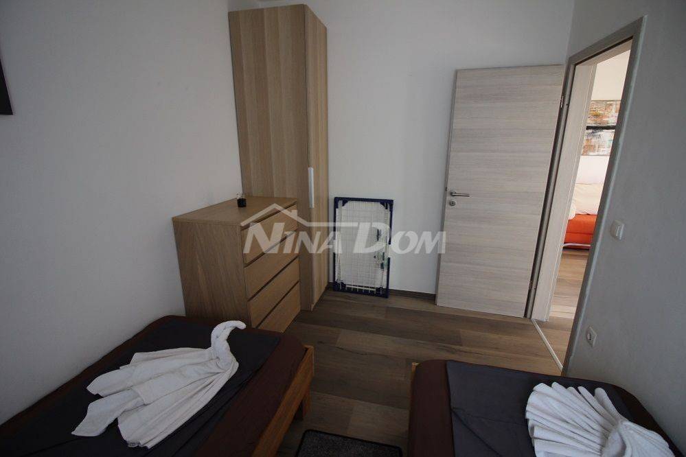 House with apartments, Sale, Vir, Vir