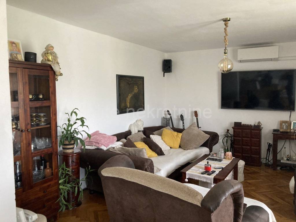Flat in a house, Sale, Čavle, Cernik
