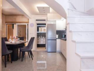 Detached house, Rent, Split, Split