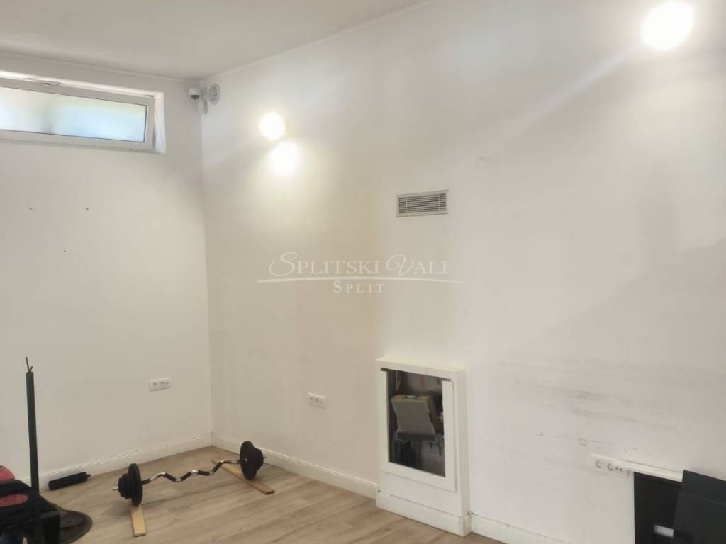 Office, Rent, Split, Split