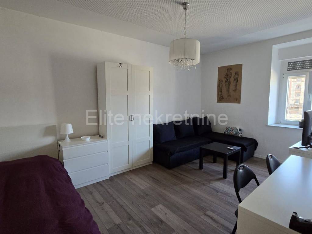 Flat in older building, Rent, Rijeka, Zapad