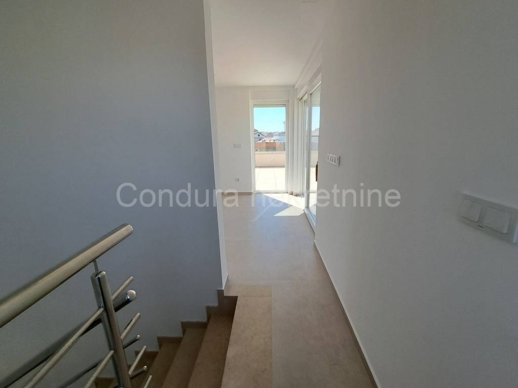 Split-level flat, Sale, Povljana, Povljana