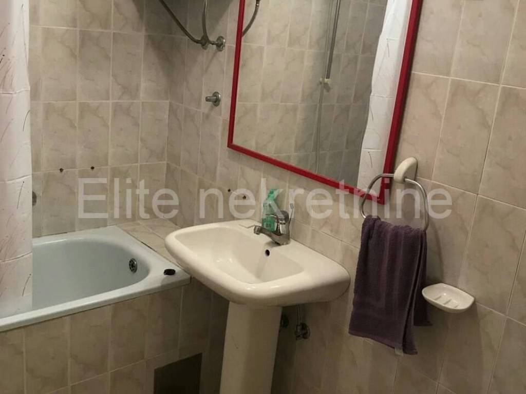 Flat in a building, Rent, Rijeka, Sjever