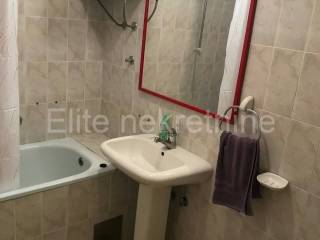 Flat in a building, Rent, Rijeka, Sjever