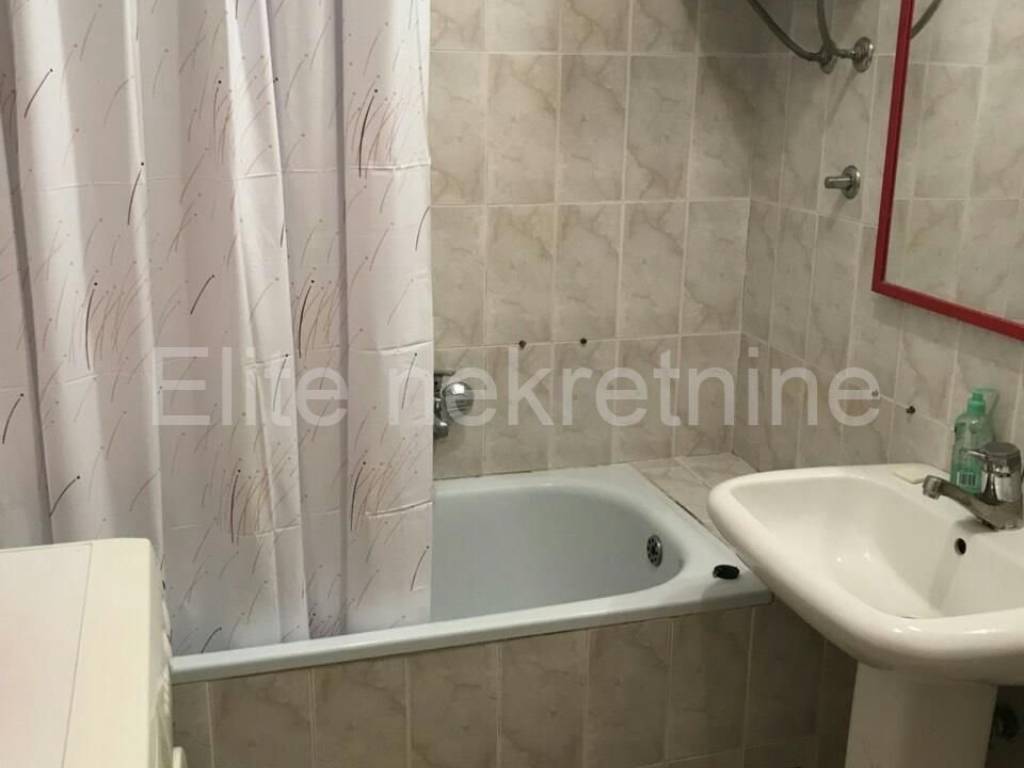 Flat in a building, Rent, Rijeka, Sjever