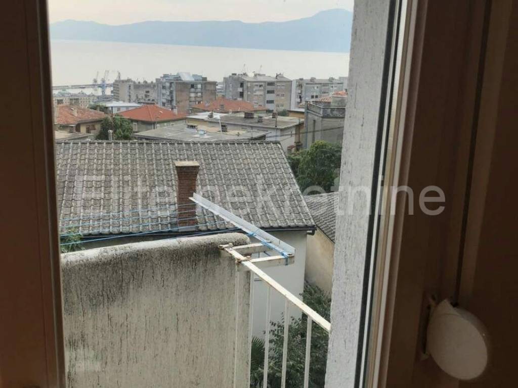 Flat in a building, Rent, Rijeka, Sjever