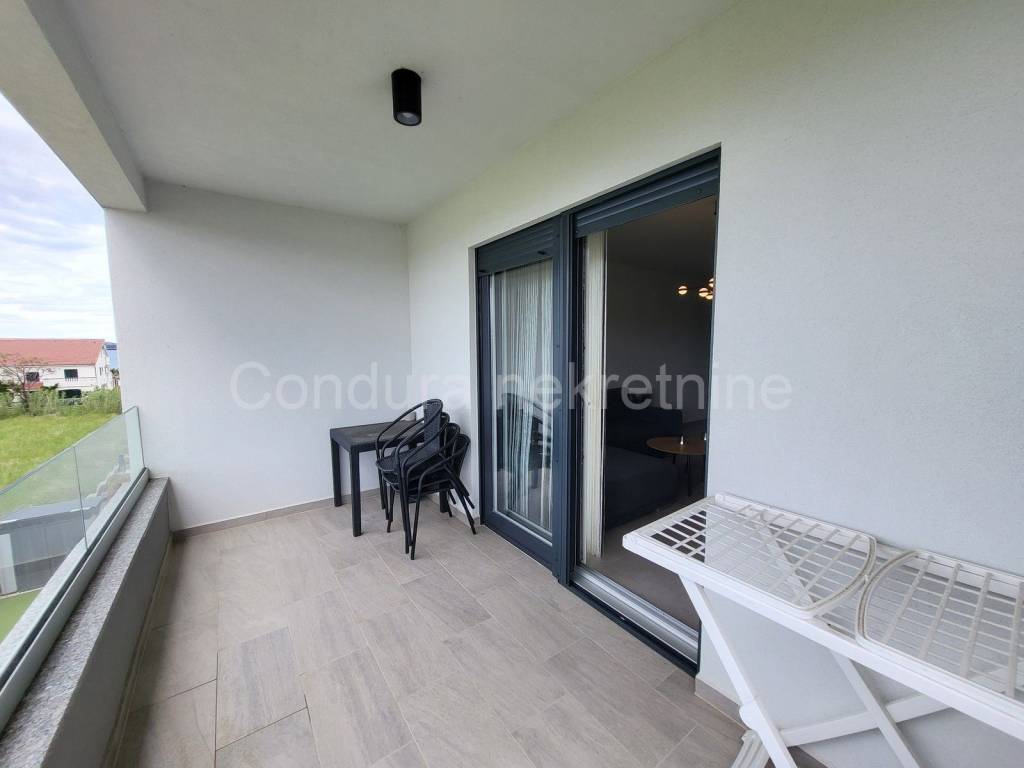 Apartman na moru, Prodaja, Privlaka, Privlaka