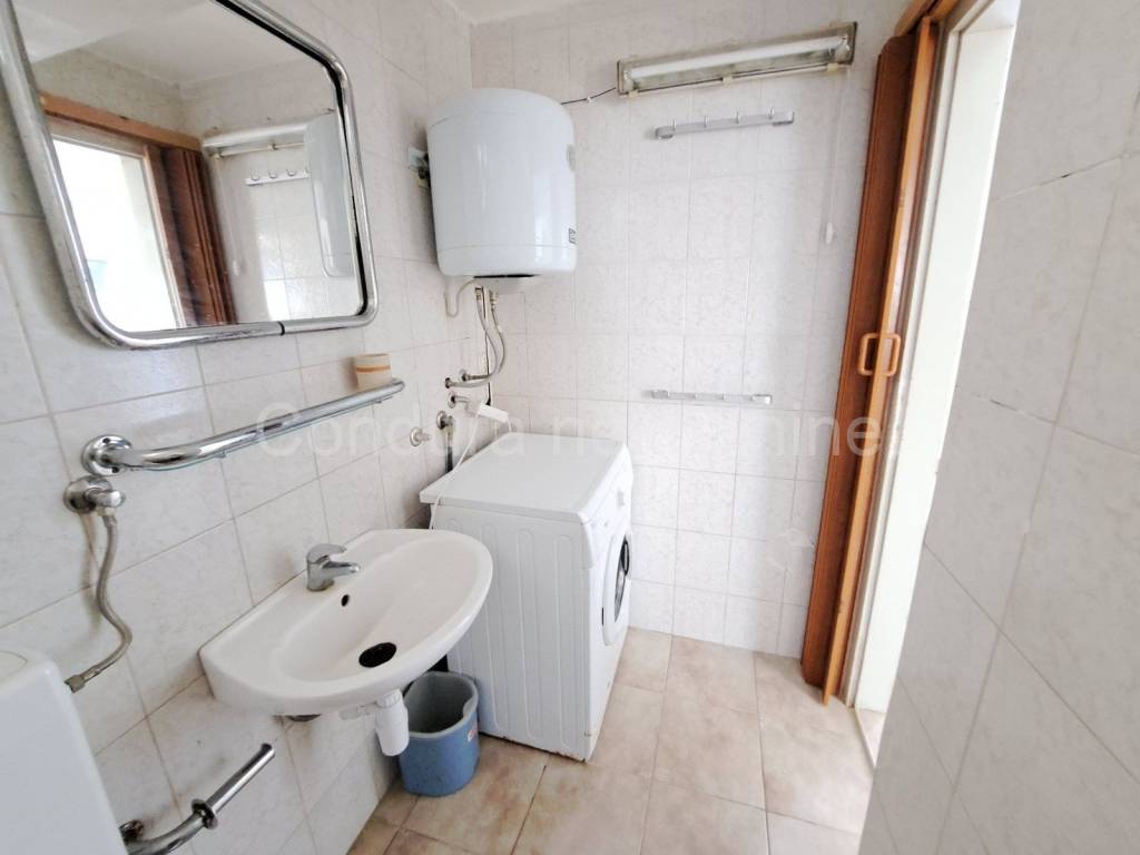 House with apartments, Sale, Vrsi, Zukve