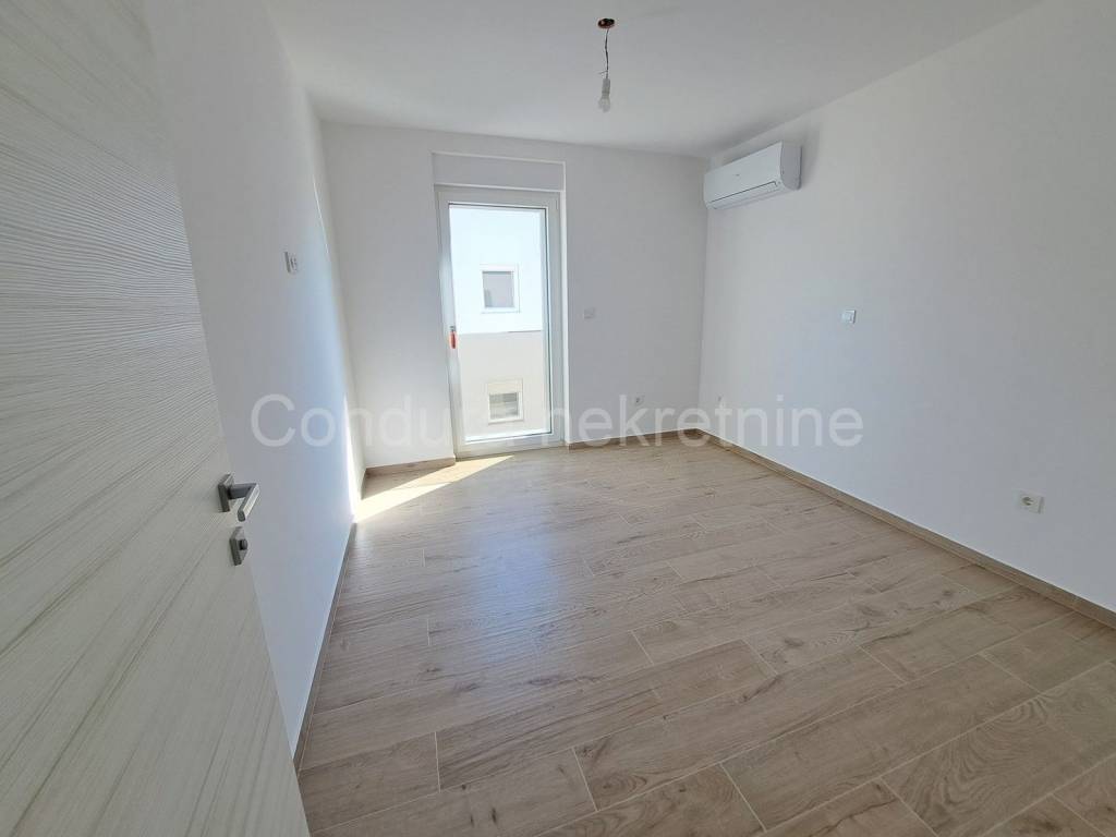 Split-level flat, Sale, Povljana, Povljana