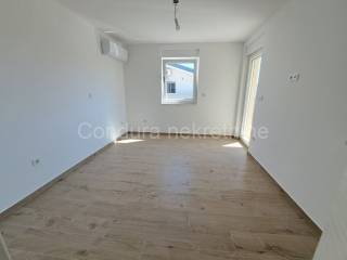 Split-level flat, Sale, Povljana, Povljana