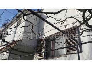 House, Sale, Okrug