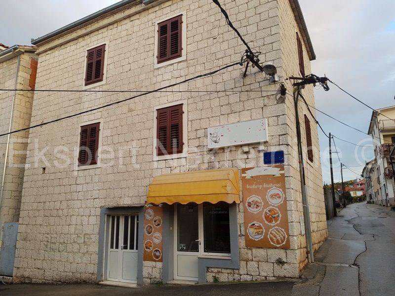 Stone house, Sale, Trogir, Čiovo