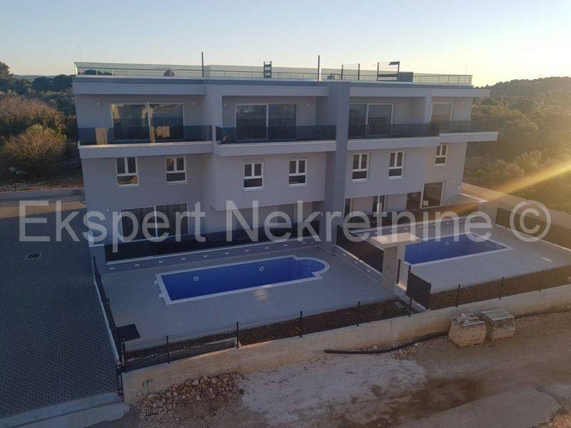 Flat in a new building, Sale, Okrug, Okrug Gornji