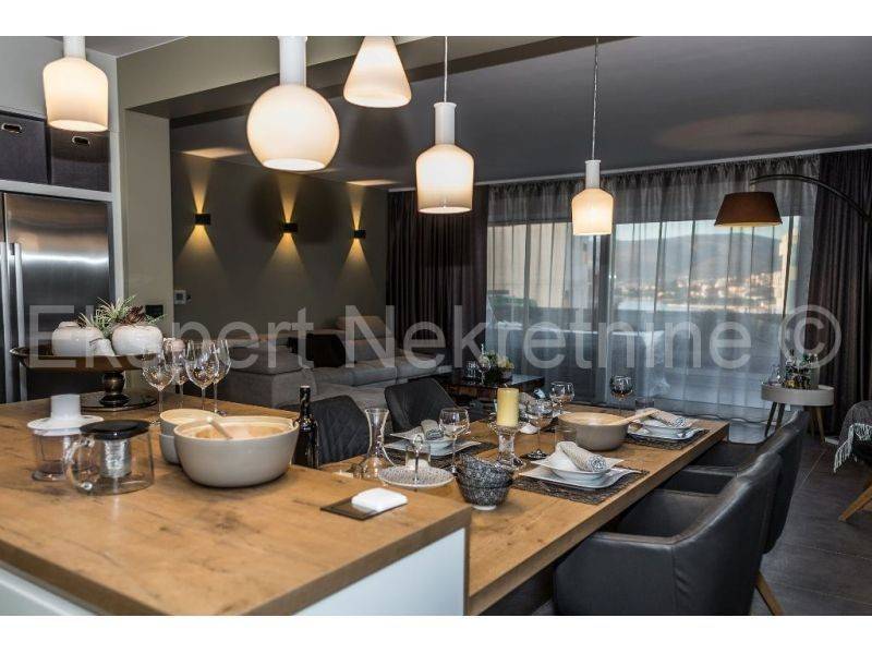 Flat in a new building, Sale, Okrug, Okrug Gornji