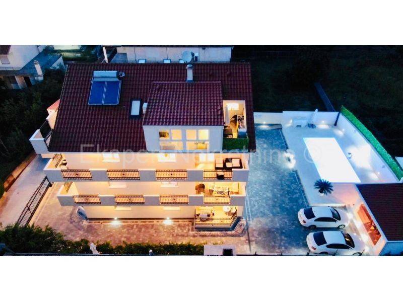 Villa, Sale, Kaštela, Kaštel Novi
