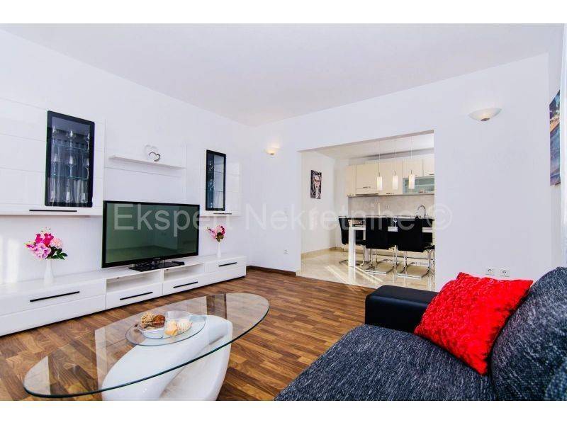 Villa, Sale, Kaštela, Kaštel Novi
