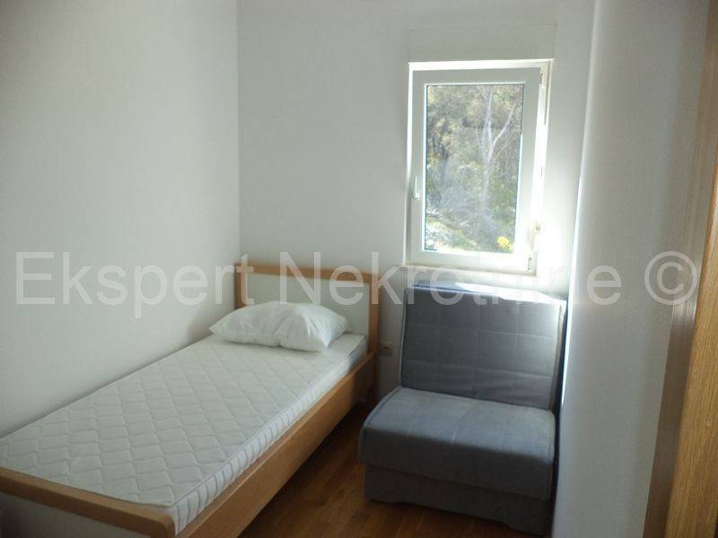 Flat in building, Sale, Okrug, Okrug Gornji