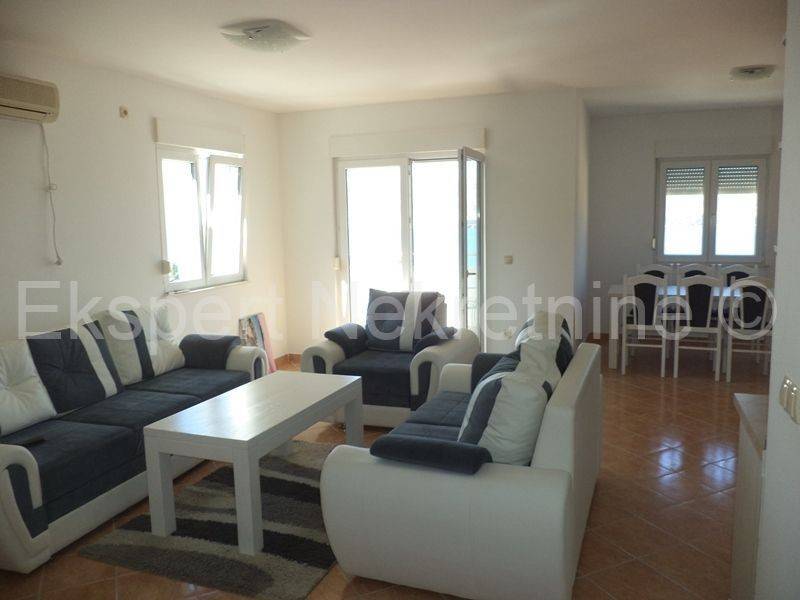 Flat in building, Sale, Okrug, Okrug Gornji