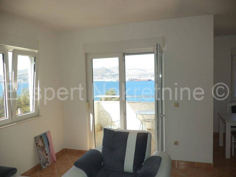 Flat in building, Sale, Okrug, Okrug Gornji