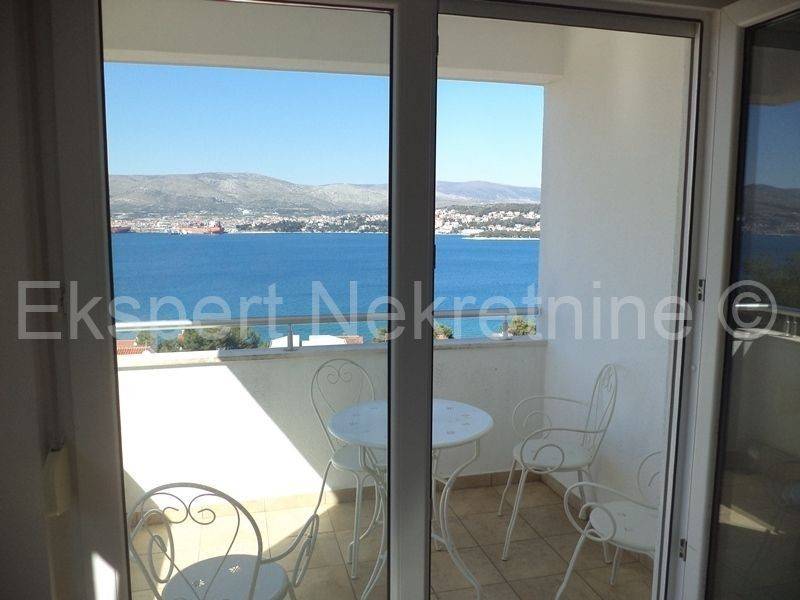 Flat in building, Sale, Okrug, Okrug Gornji