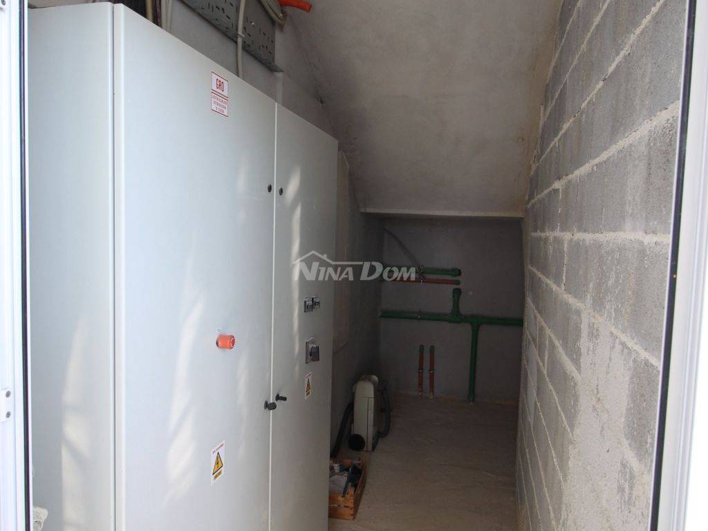Residential-commercial property, Sale, Kali, Kali