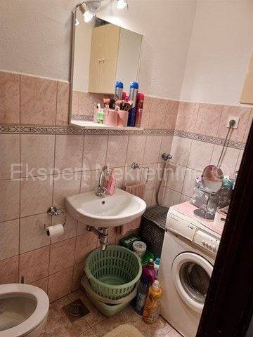 Flat in a building, Sale, Split, Split
