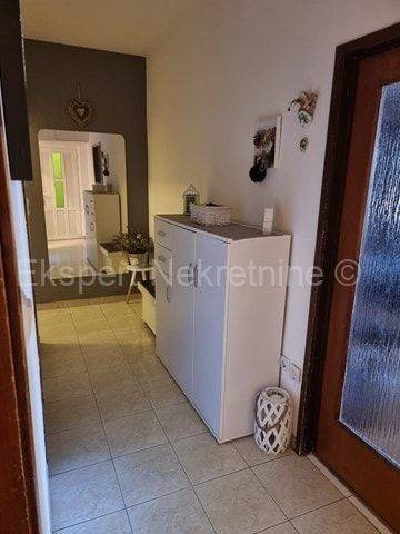 Flat in a building, Sale, Split, Split