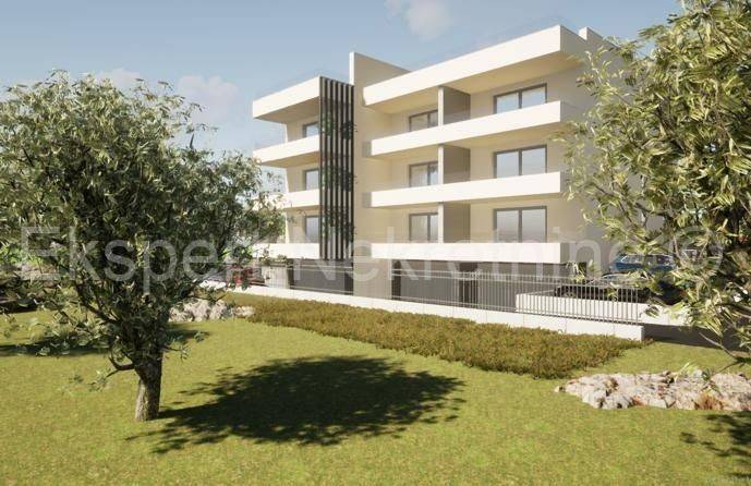 Flat in a new building, Sale, Okrug, Okrug Gornji
