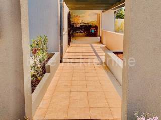 Residential-commercial property, Sale, Medulin, Banjole