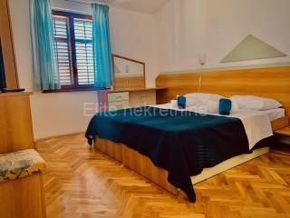 Residential-commercial property, Sale, Medulin, Banjole