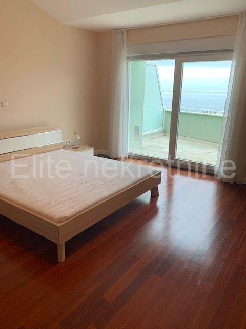 Flat in a building, Rent, Opatija - Okolica, Ičići